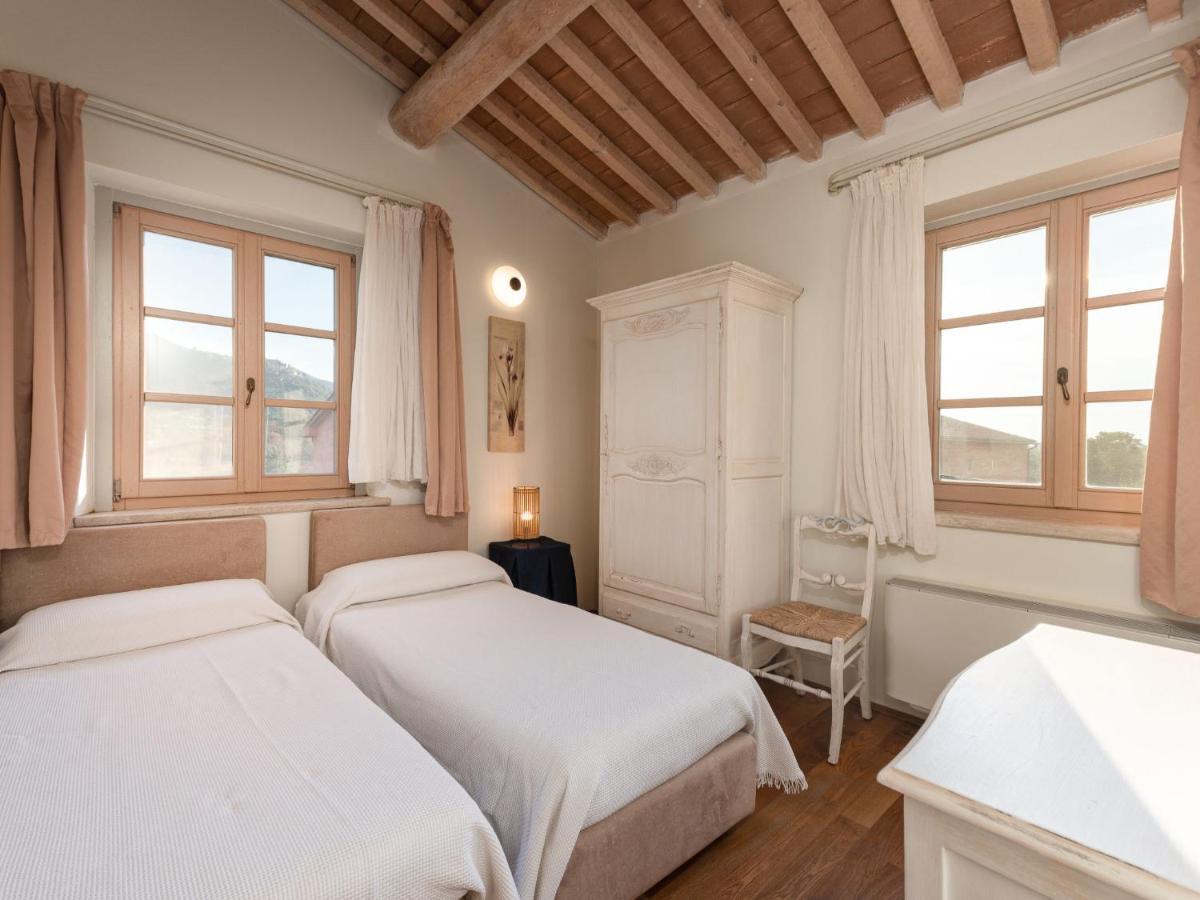 Apartment Quercia Alta By Interhome Le Case Bagian luar foto